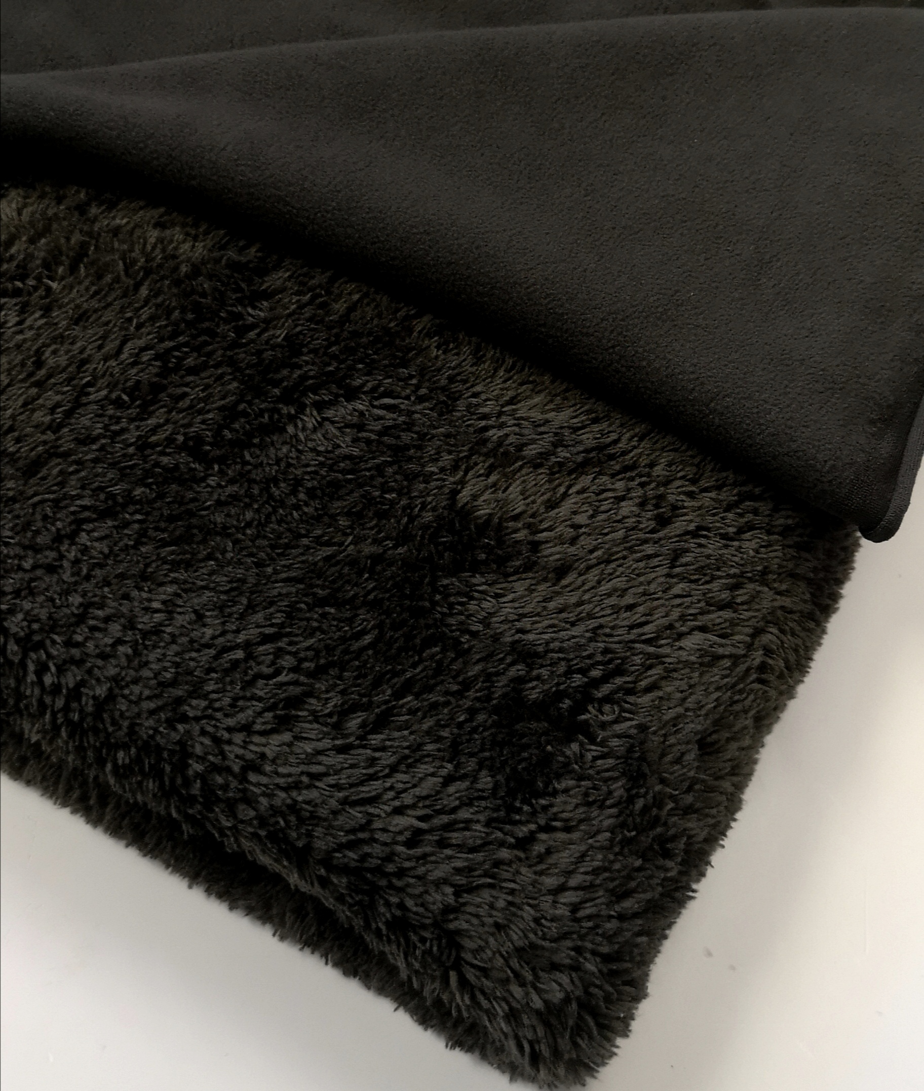 Bonded Sherpa – Antipill Fleece – ( Black ) Precut 1m x 1m50wide ...